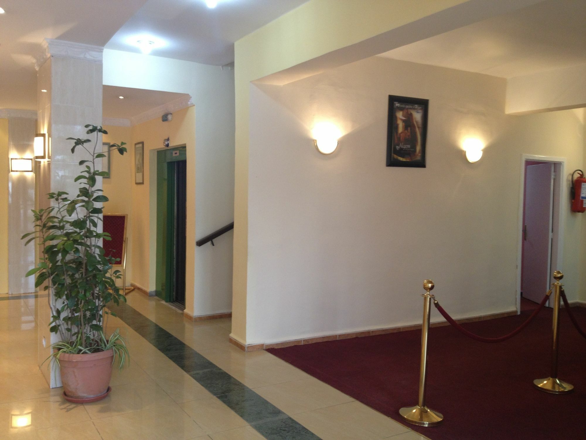 Hotel De L'Aeroport Algiers Ngoại thất bức ảnh